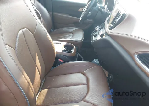 2020 Chrysler Pacifica Limited from USA, damaged, VIN 2C4RC1GG5LR151840